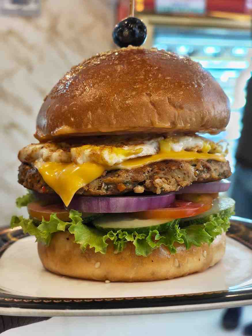 barger3(1) Noya Classic Burger - Image 1